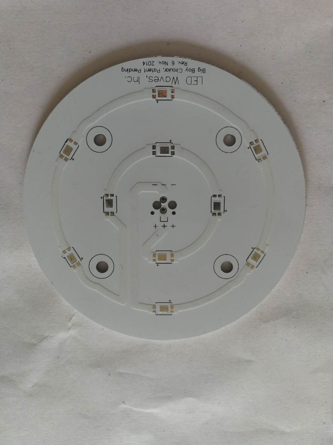 美莱特早新闻       超频三致力打造智慧城市